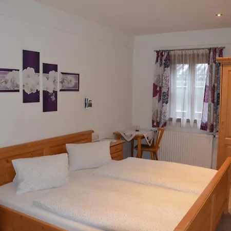 Gaestezimmer Peterbauer Habitación en casa particular *