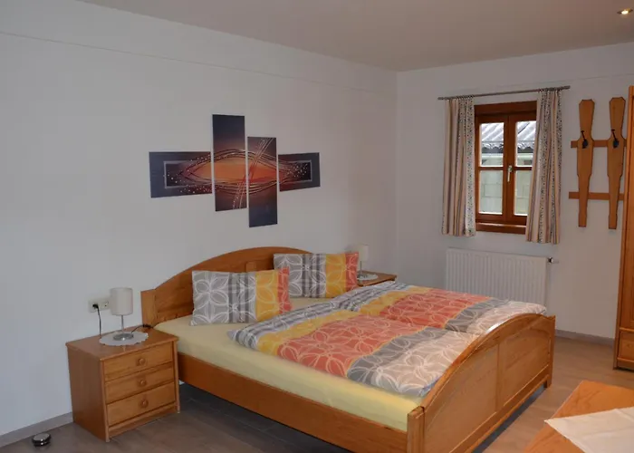 Gaestezimmer Peterbauer Rum i privatbostad *